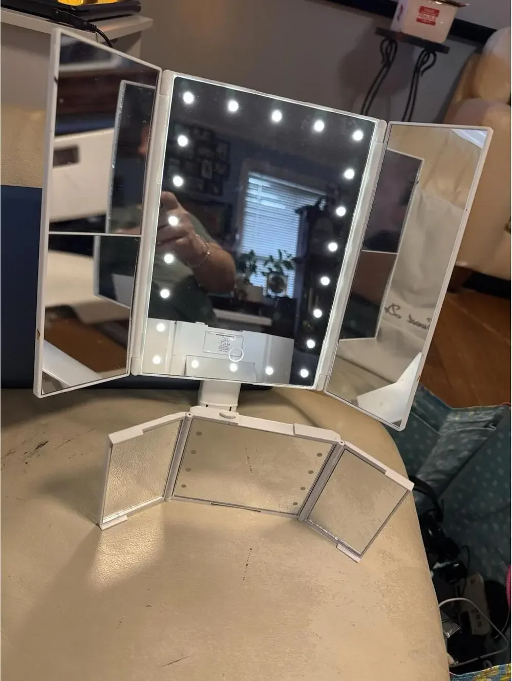 Impressions Tri-Fold Makeup Mirror LED Lights Touch Screen 14.1/8